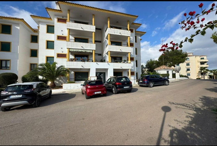 Image No.26-2 Bed Apartment for sale