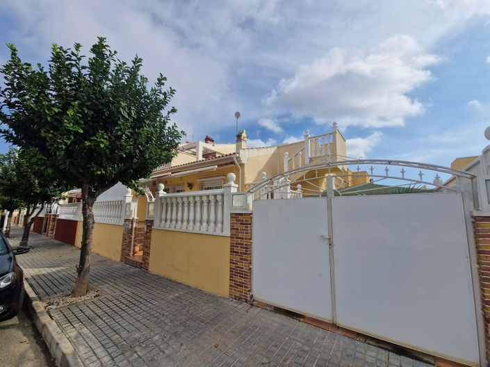Image No.1-Maison de 3 chambres à vendre à Torrevieja