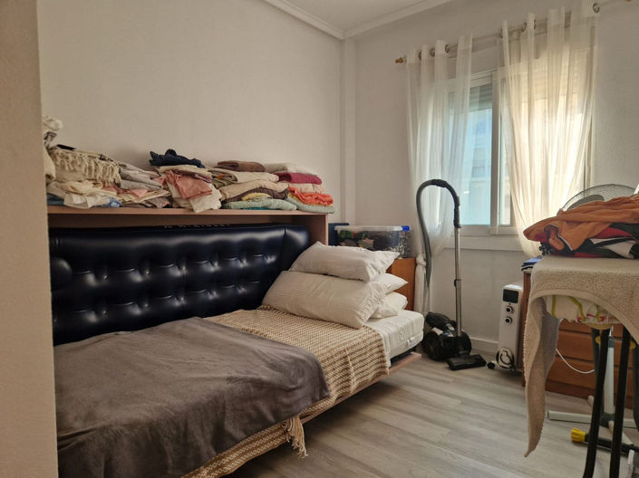 Image No.13-3 Bed House for sale