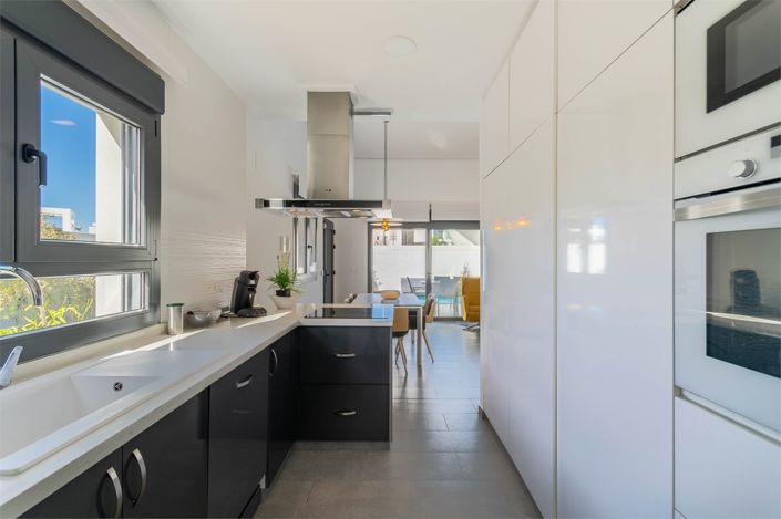 Image No.9-3 Bed Villa for sale