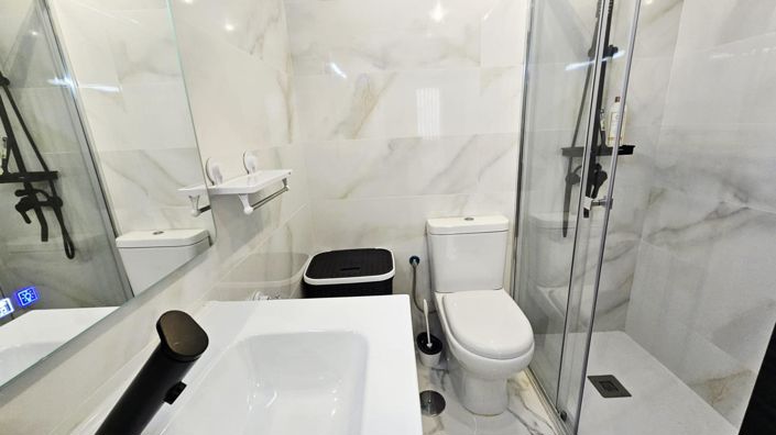 Image No.10-3 Bed Apartment for sale