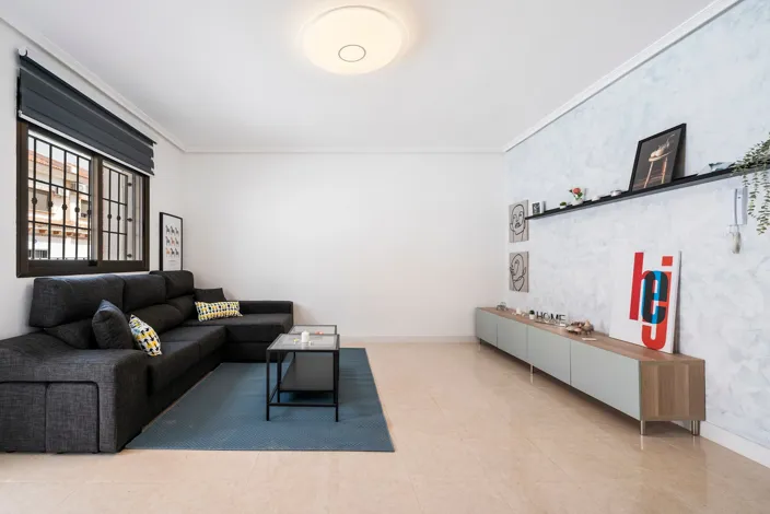 Image No.3-3 Bed Townhouse for sale