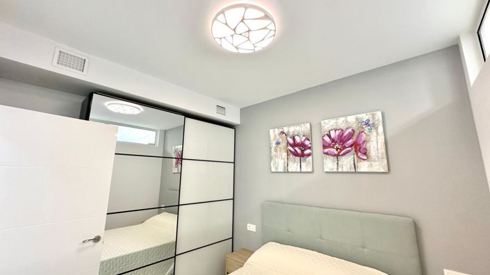 Image No.20-2 Bed Apartment for sale