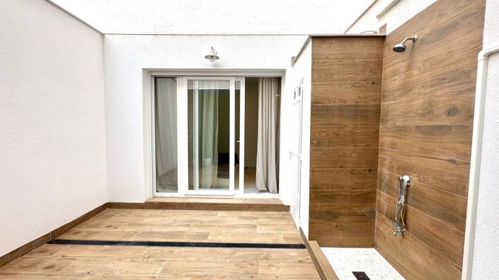 Image No.47-2 Bed Apartment for sale