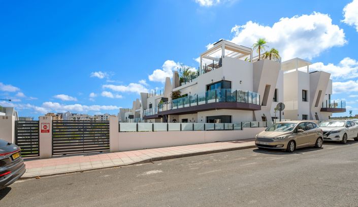 Image No.4-2 Bed Apartment for sale