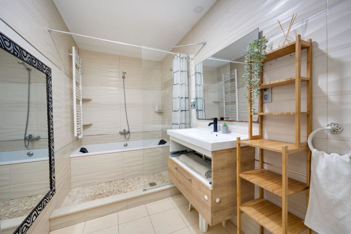 Image No.23-3 Bed Townhouse for sale