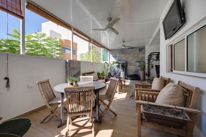 Image No.31-3 Bed Townhouse for sale