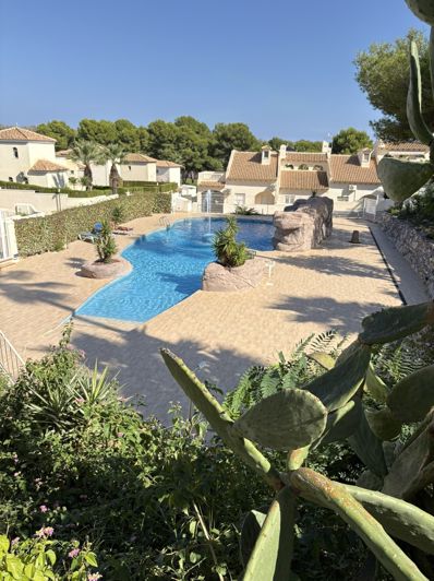 Image No.23-3 Bed Property for sale