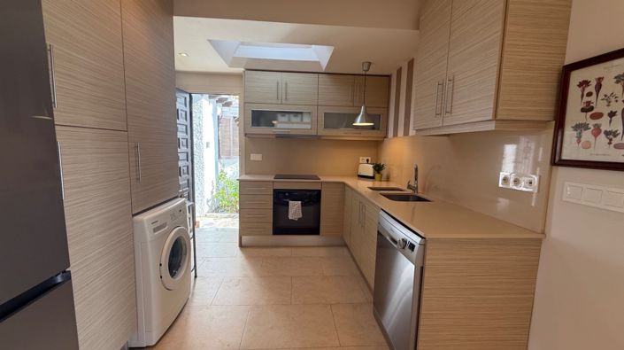 Image No.4-3 Bed Duplex for sale