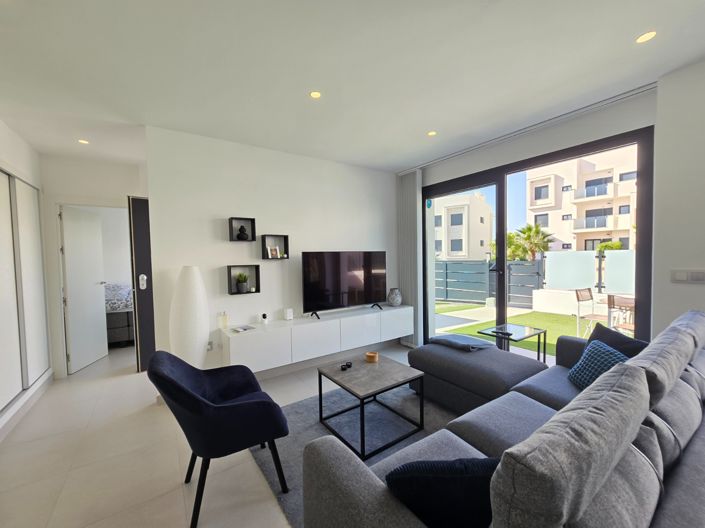 Image No.17-3 Bed Villa for sale