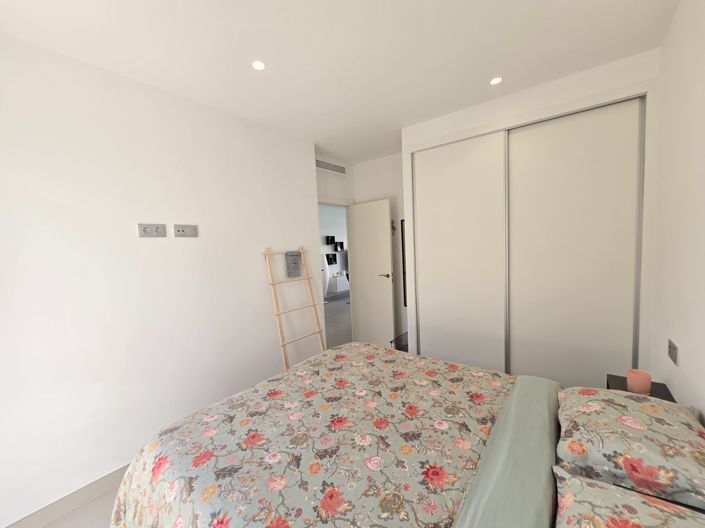 Image No.20-3 Bed Villa for sale