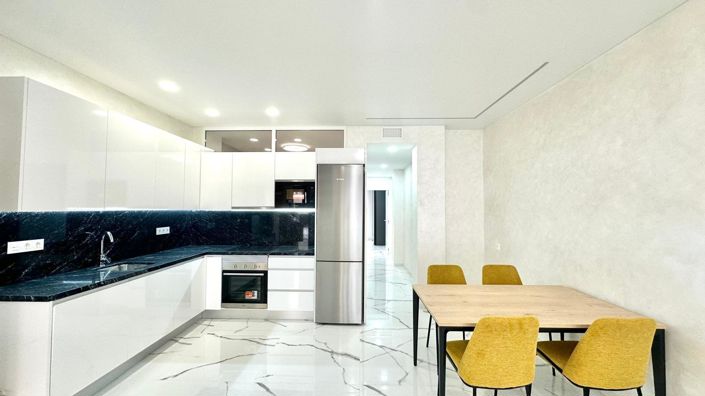 Image No.10-2 Bed Apartment for sale