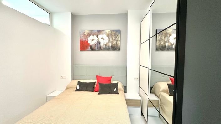 Image No.17-2 Bed Apartment for sale