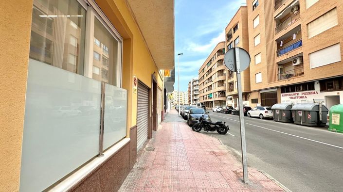 Image No.4-Appartement de 2 chambres à vendre à Torrevieja