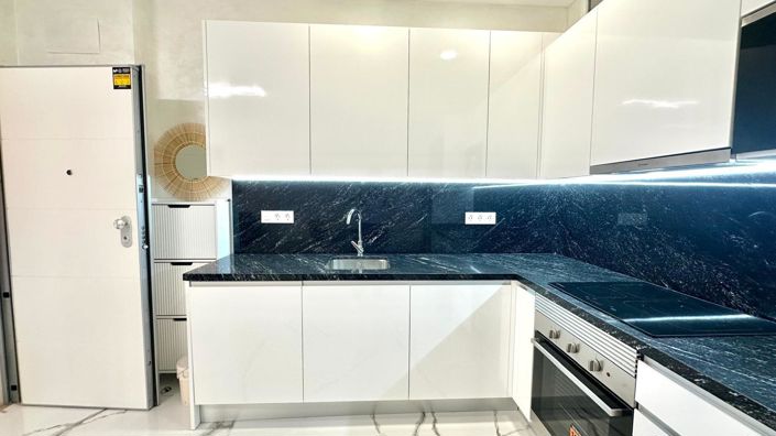 Image No.8-2 Bed Apartment for sale