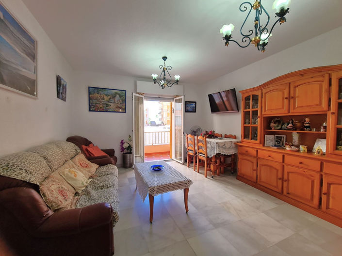 Image No.2-Appartement de 3 chambres à vendre à San Luis de Sabinillas