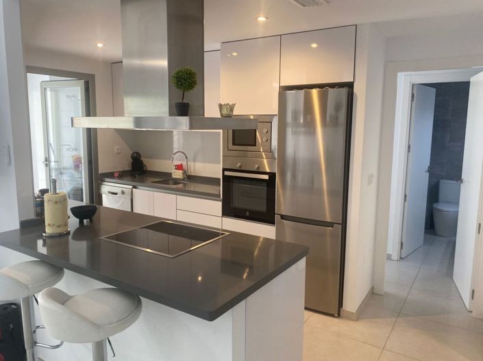 Image No.8-2 Bed Apartment for sale