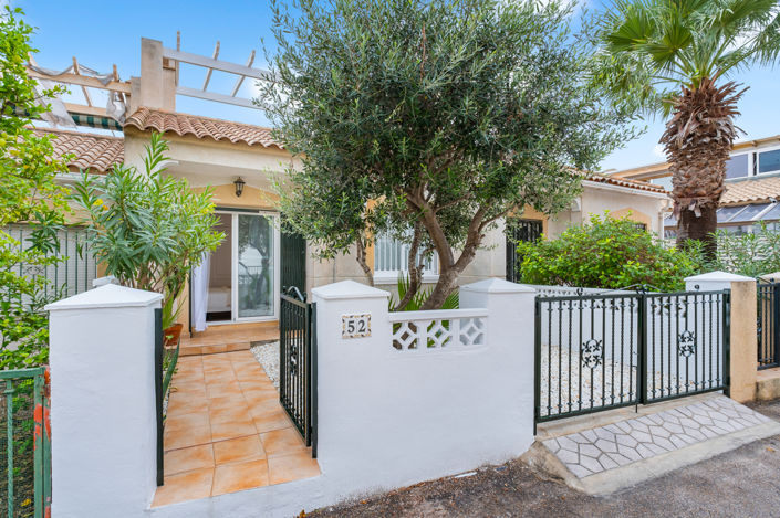 Image No.1-2 Bed Townhouse for sale