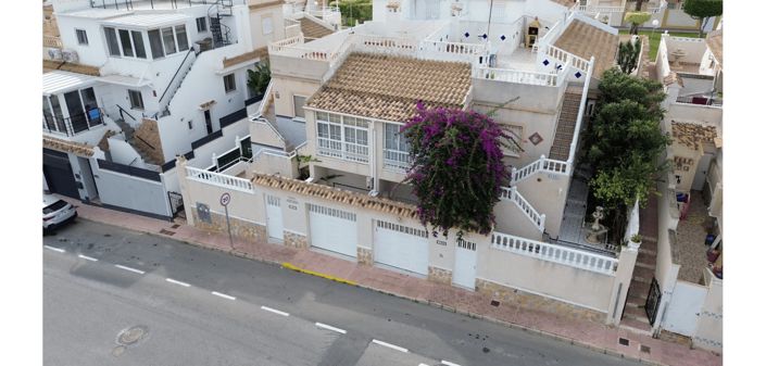 Image No.1-3 Bed Townhouse for sale