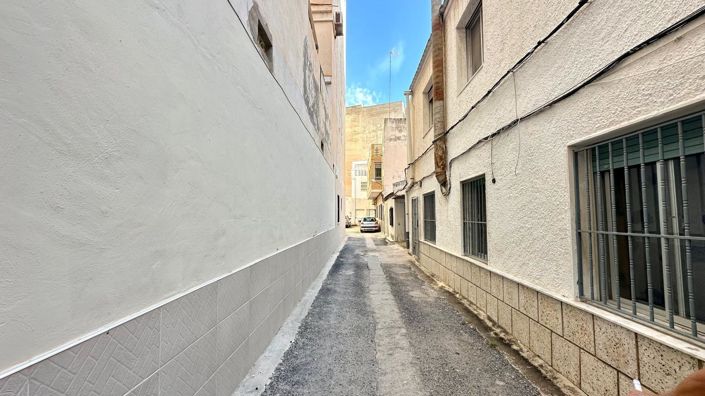 Image No.6-4 Bed Townhouse for sale