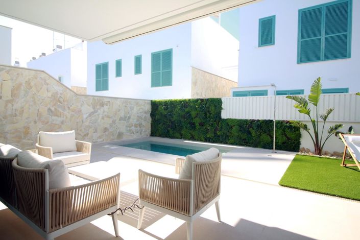 Image No.46-2 Bed House for sale