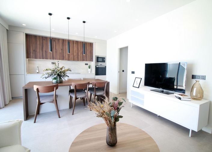 Image No.46-2 Bed House for sale