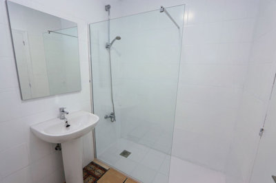 12-53013098fcab6c38b1379cd33298e050