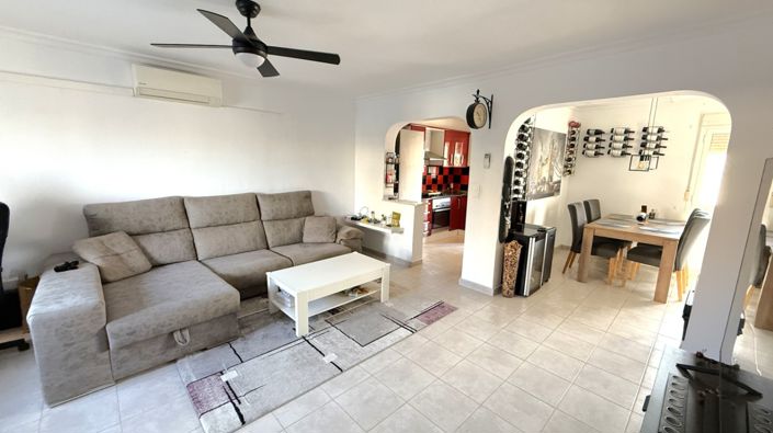 Image No.1-2 Bed House for sale
