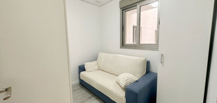 Image No.11-3 Bed Apartment for sale