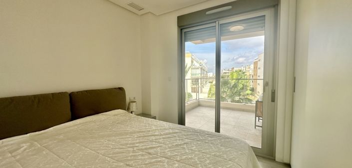 Image No.5-3 Bed Apartment for sale