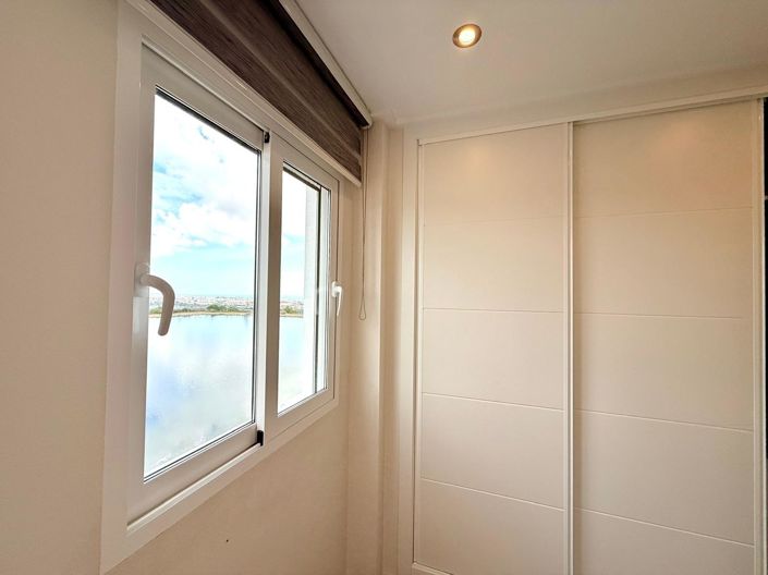 Image No.12-3 Bed Apartment for sale