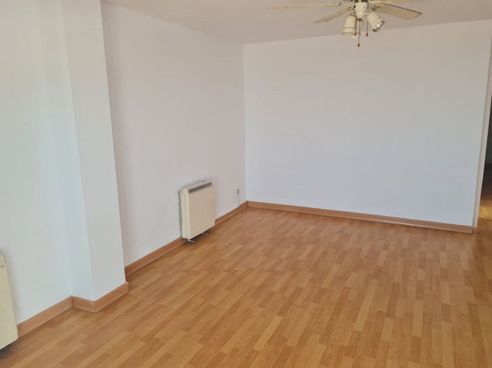 Image No.10-3 Bed Apartment for sale