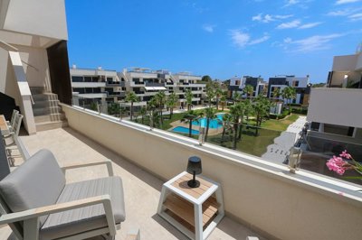 penthouse-los-altos-at25134-29