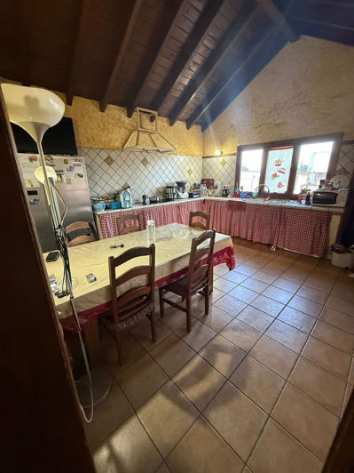 Image No.16-4 Bed House for sale