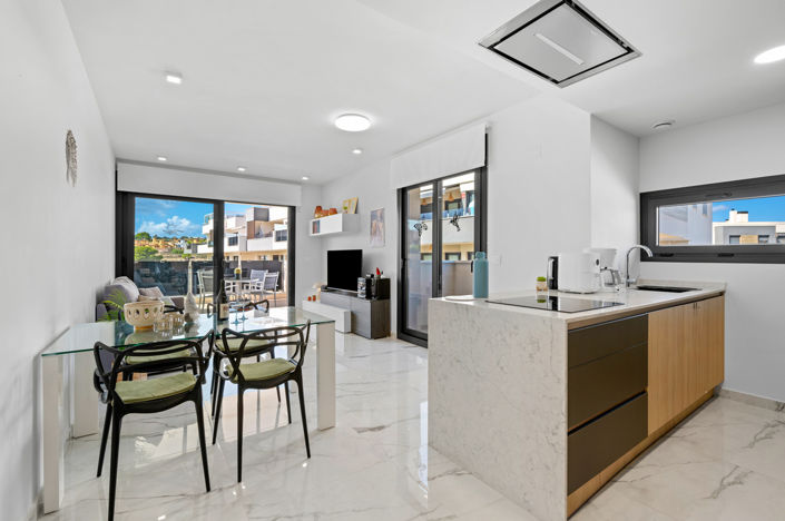 Image No.11-2 Bed Apartment for sale