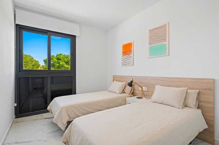Image No.16-2 Bed Apartment for sale