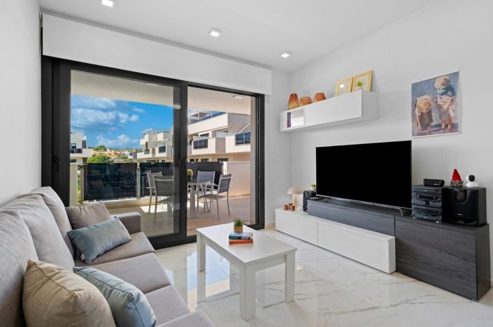 Image No.8-2 Bed Apartment for sale