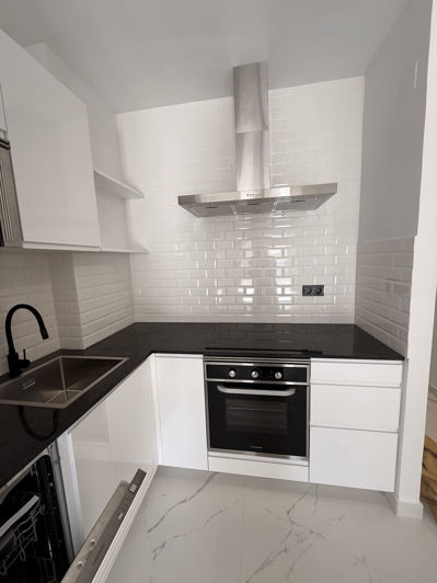 Image No.6-2 Bed Property for sale