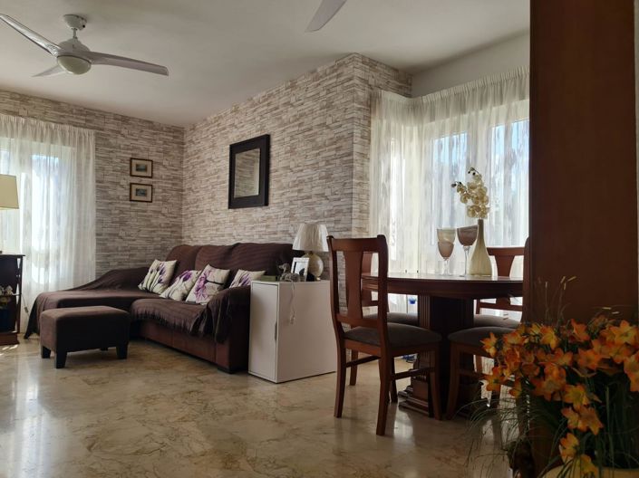Image No.1-3 Bed Villa for sale