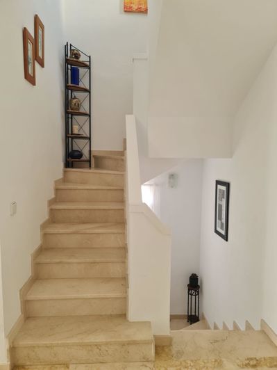 Image No.20-3 Bed Villa for sale