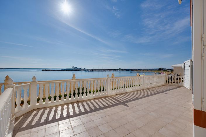 Image No.1-4 Bed Apartment for sale
