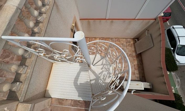 Image No.39-3 Bed Duplex for sale