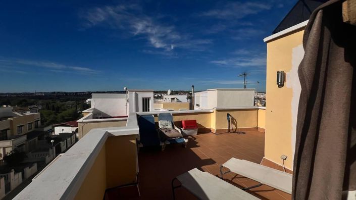 Image No.38-3 Bed Townhouse for sale