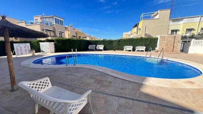 Image No.45-3 Bed Townhouse for sale