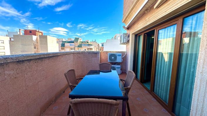 Image No.15-2 Bed Apartment for sale