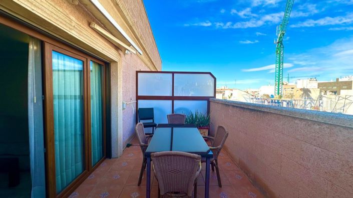 Image No.23-2 Bed Apartment for sale