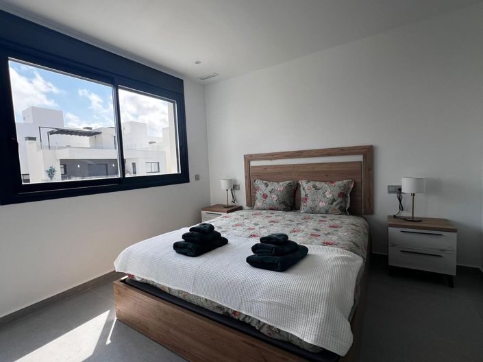 Image No.27-5 Bed Villa for sale