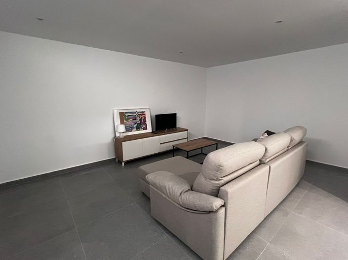 Image No.31-5 Bed Villa for sale