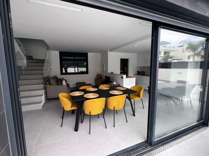 Image No.35-5 Bed Villa for sale