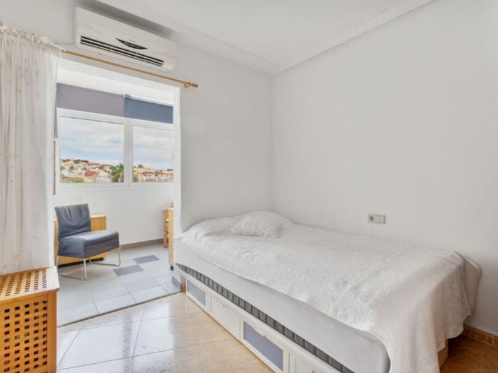 Image No.18-2 Bed Apartment for sale